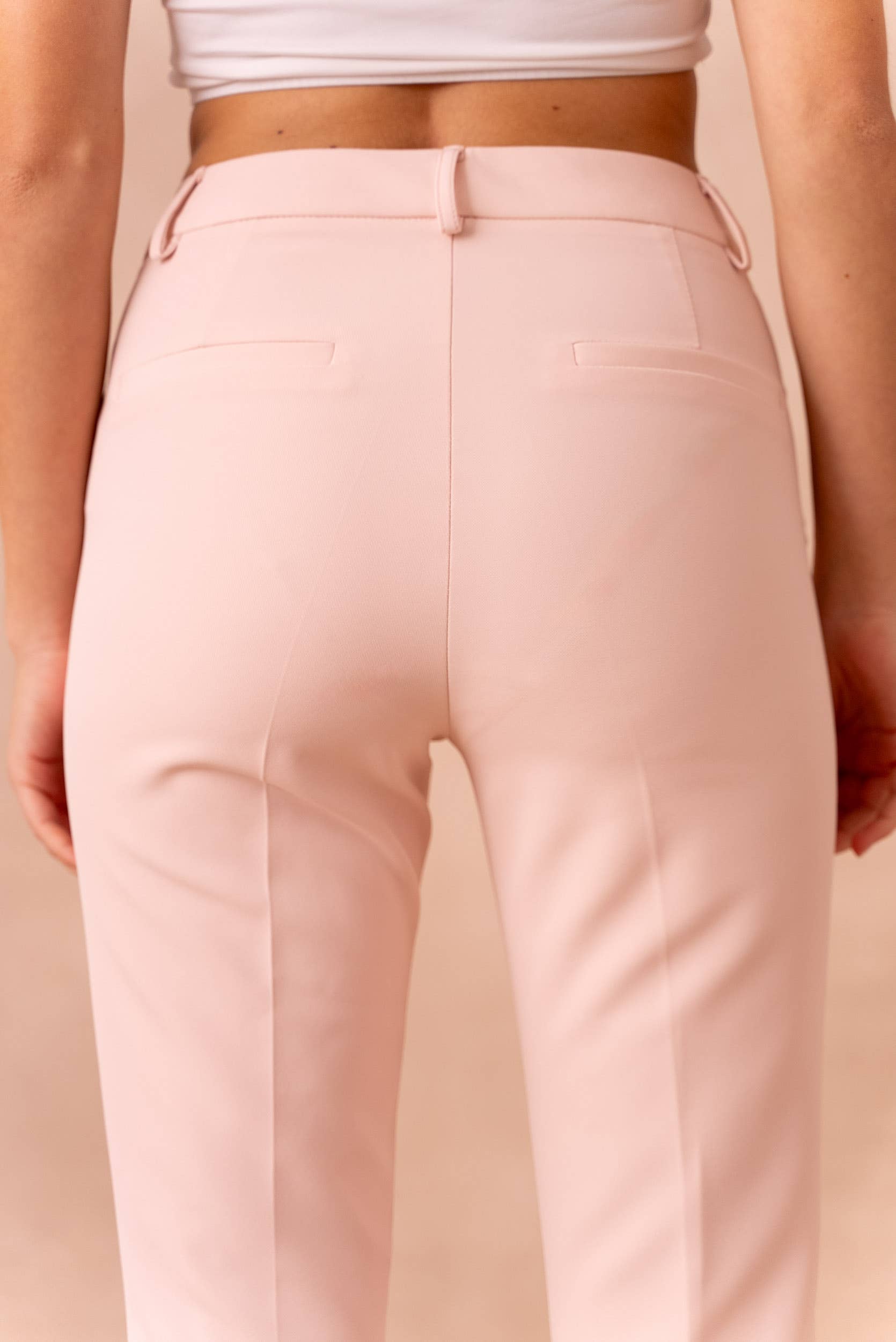 Attentif Paris – wholesale Pants – Women's – [Timeless] High-waisted cigarette pants14