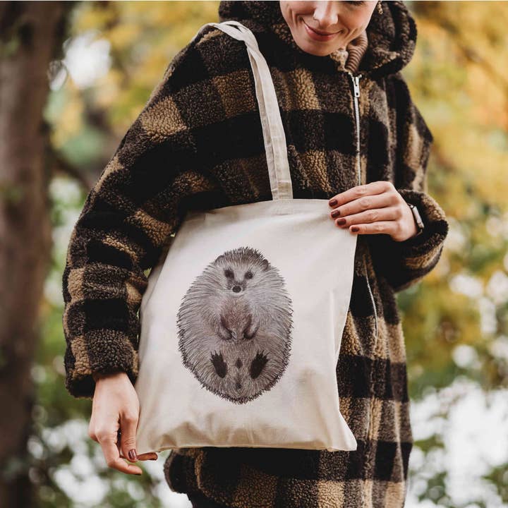 Hedgehog tote bag, cotton bag with hedgehog illustration for wholesale by Terillu