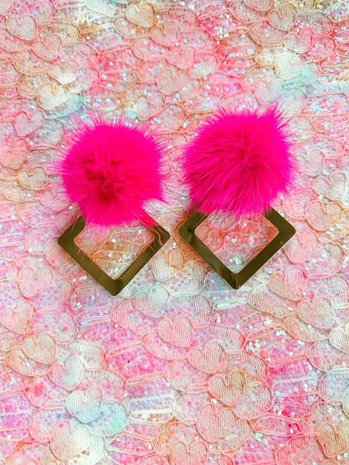 Hot Pink Square Drop for wholesale by Adri’s