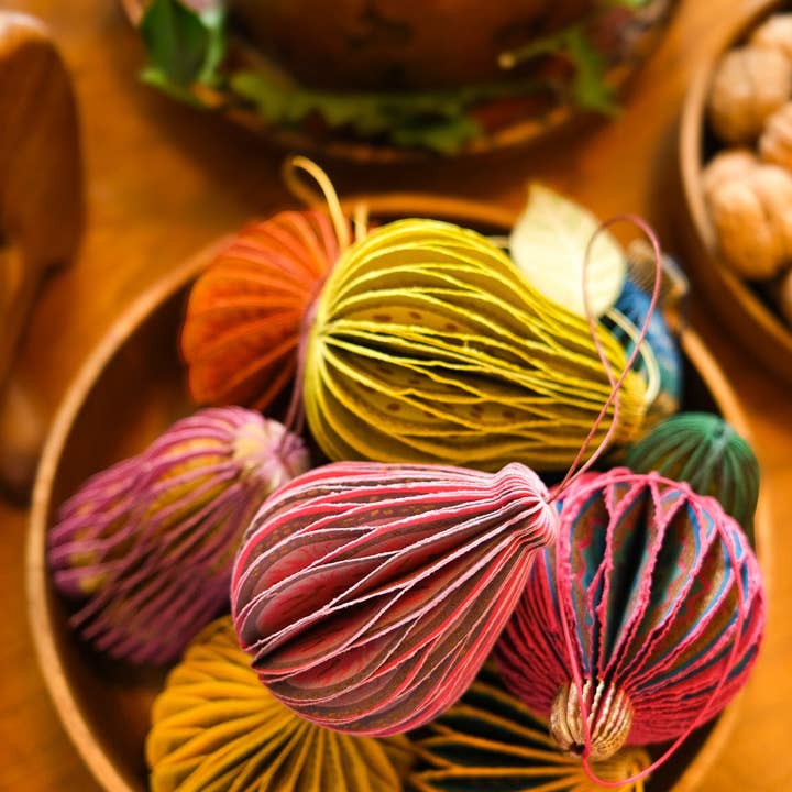 East End Press - Wholesale Ornament - Fig Honeycomb20