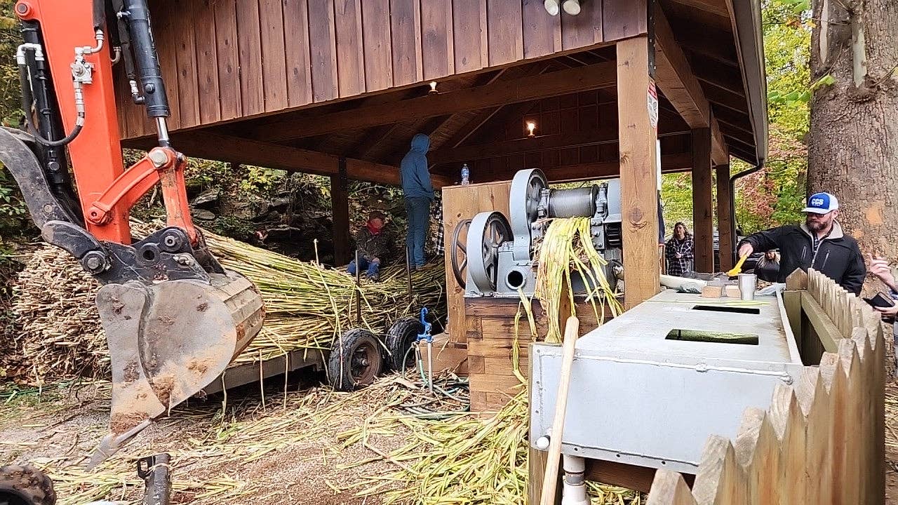 Scary Jerry's Mountain Fire Hot Sauce - Wholesale Hot Sauce - Sorghum Serrano Hot Sauce10