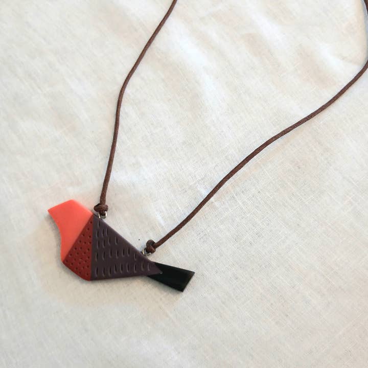 Cinnamon Creations - Wholesale Pendant/charm necklace - Geo Bird Necklace N8-081