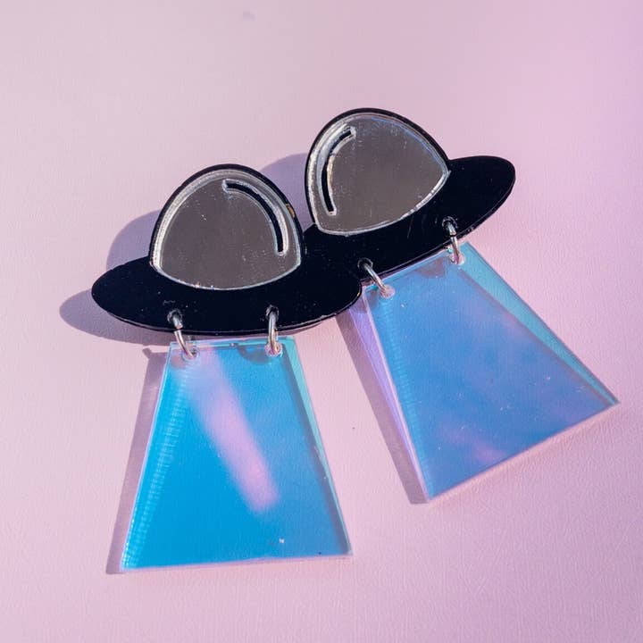 Pendientes con forma de nave espacial con forma de ovni, con forma de platillo volador, con hológrafo para venta al por mayor de Wild Iris Crafts