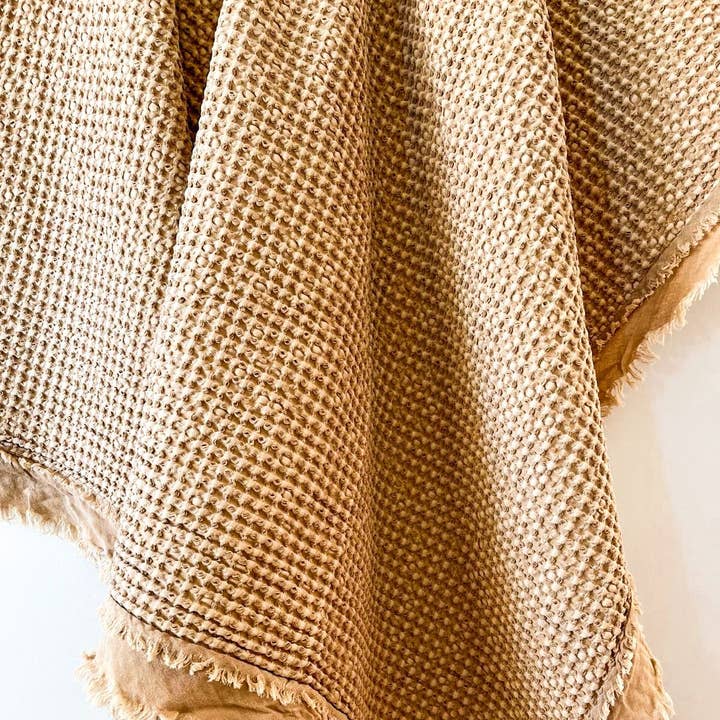 Mama and Tochter - Wholesale Throw blanket - Organic Cotton Rustic Waffle Throw Blanket - Light Rust0