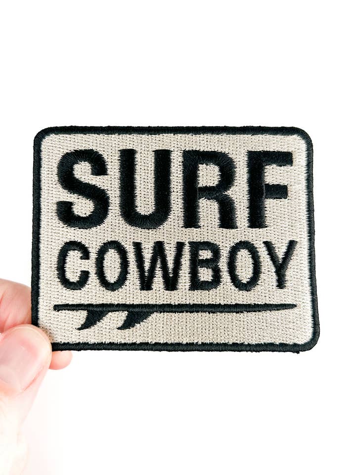 Patch Surf Cowboy | Surf de l'Ouest Brodé à Thermocoller pour la vente par Field Trip Threads