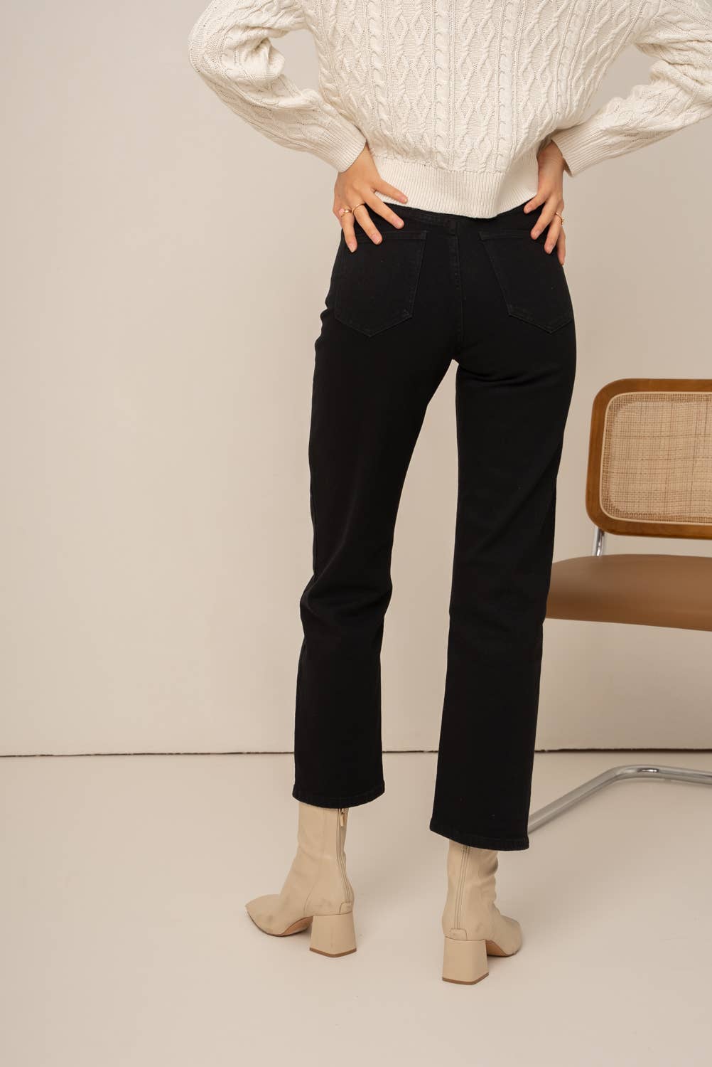 Oraije Paris – Großhandel Jeans – Damen – Solange gerade geschnittene Jeans27