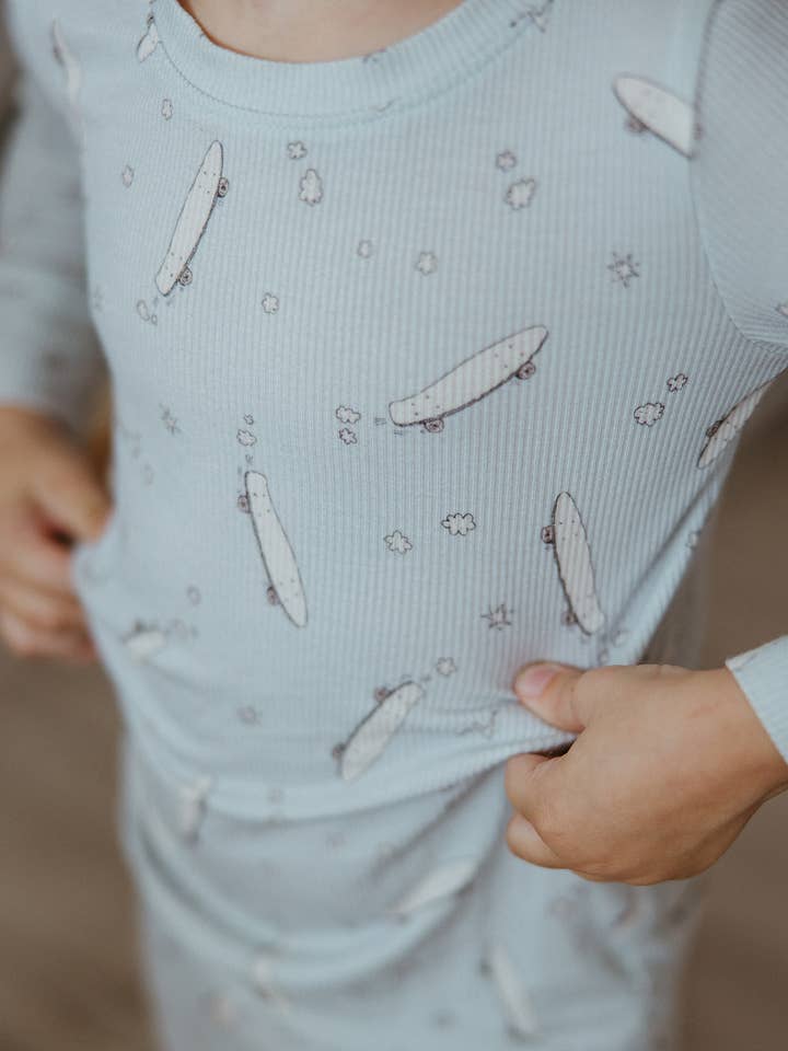 Honeycomb Goods - Wholesale Sleepwear set – Kids - Skater Boy Two-Piece Pajamas2