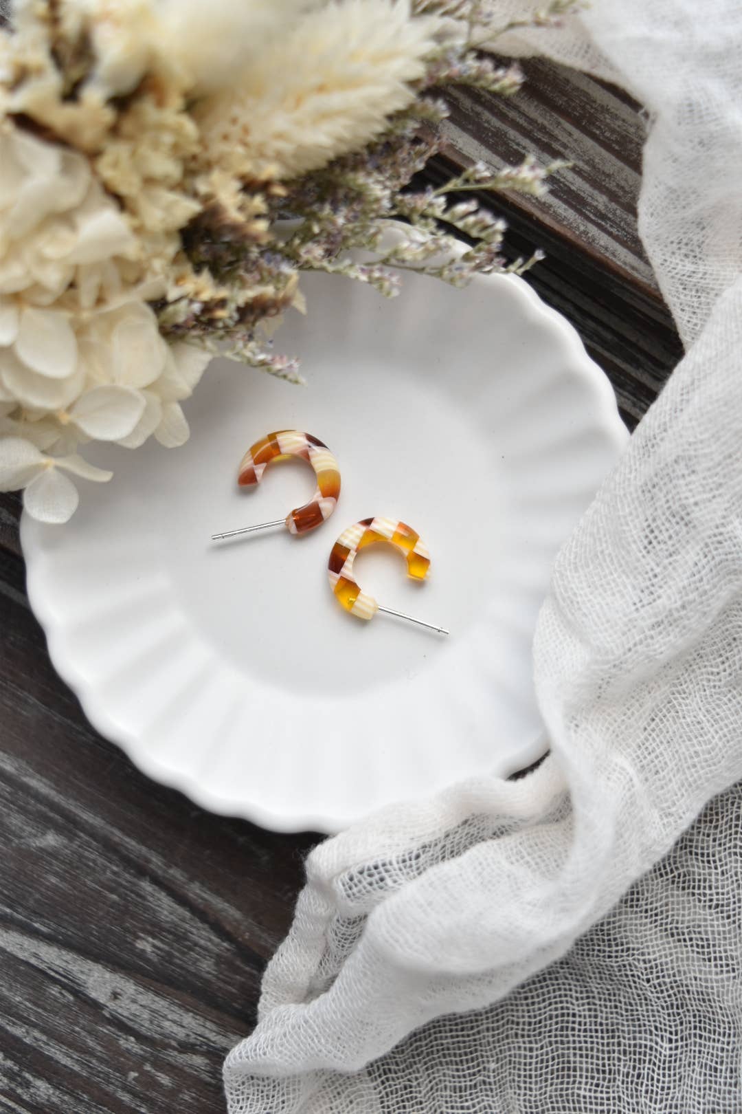 Fenna&Fei - Wholesale Hoop Earrings - Huggie Hoops Collection | Small Tiny Minimalist Resin Hoops13