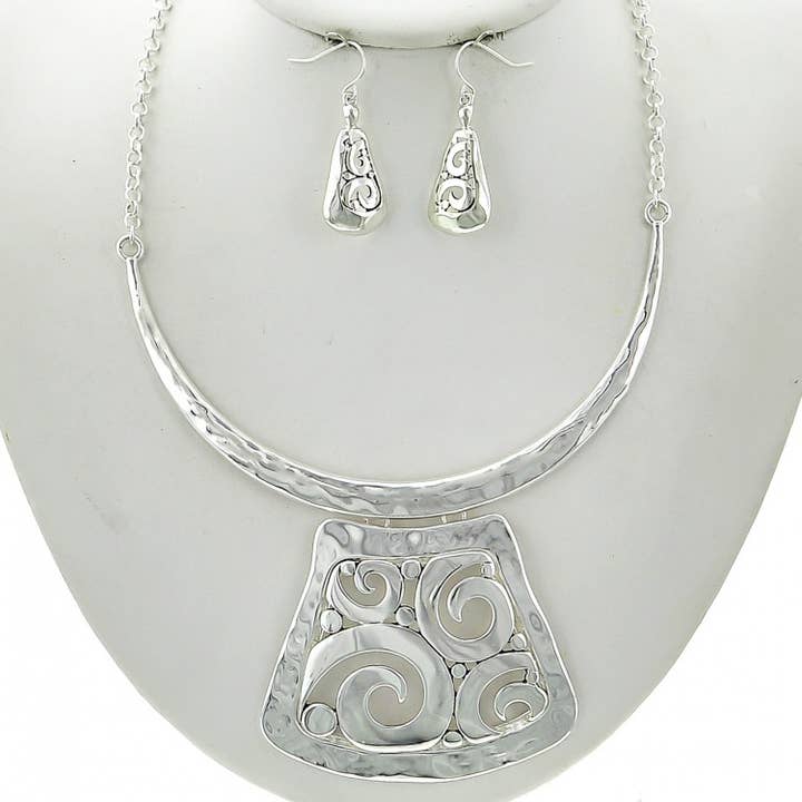 FR3274 Filigraan metalen halskettingset met gehamerd staafje voor wholesale door 0011 PREMIERE