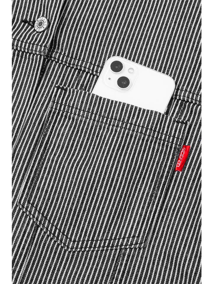 66DISCO - Wholesale Denim Jacket - Women's - Stripe Washed Oversize Pocketed Denim Jacket (S-XL)21