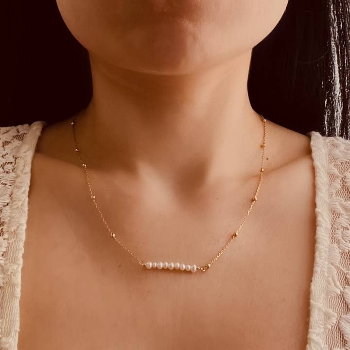 Collier MAX - Collier en perles avec pendentif en forme de barre pour la vente par XIPAIA