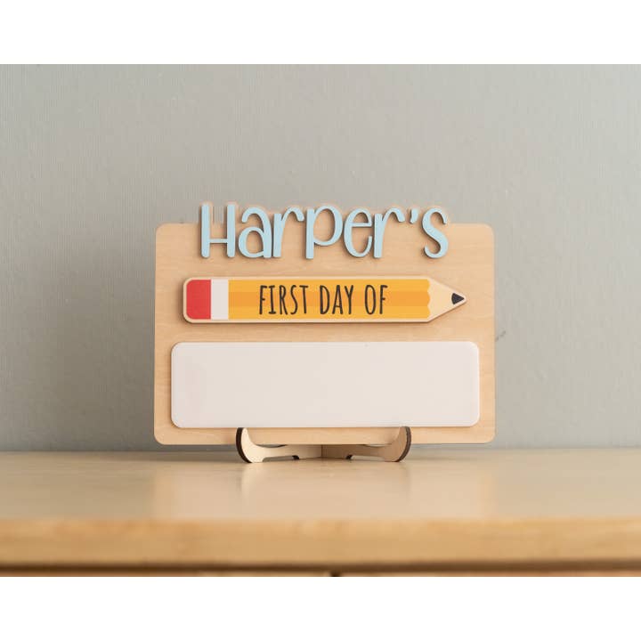 BearCrafts – wholesale Christmas Wall Art – First Day School Sign For Capturing Milestone Memories Y864