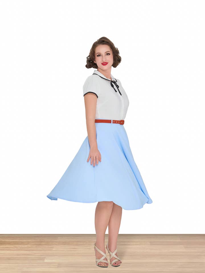 Lindy Bop / Econotrom S.L. - Wholesale Blouse - Dames - Tracey Mae blouse wit met borduurwerk en kanten details1