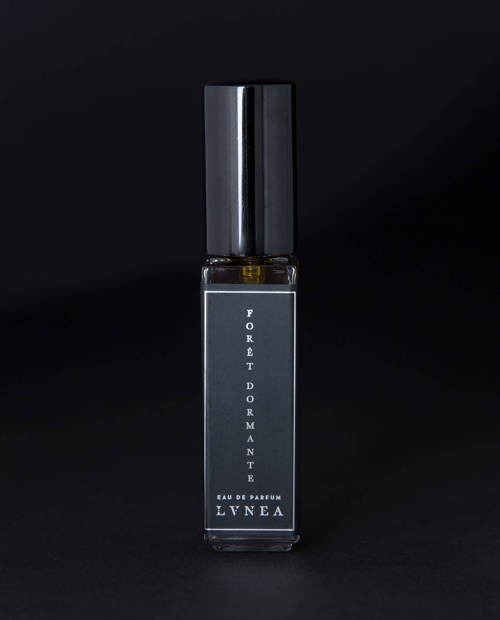 Lvnea Perfume - Wholesale Perfume/Eau de Toilette - FORÊT DORMANTE 8ml Eau de Parfum | Piñon, lavender, cypress0