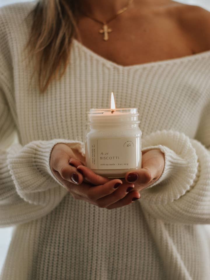 Biscotti Mason Jar 8 oz (notes : amande, beurre, vanille) pour la vente par Little White Shed