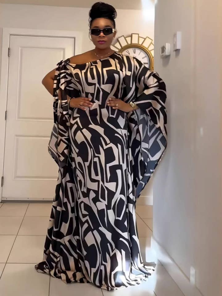 Printed Lace-Up Shift Dress for wholesale by Aria Romance