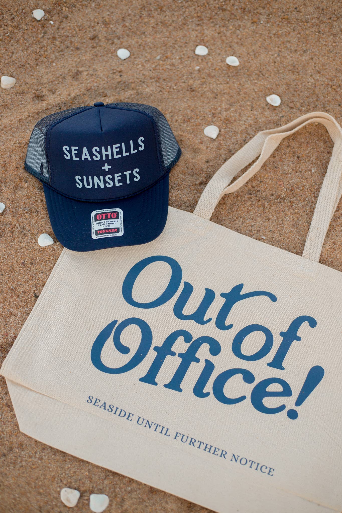 Hartland Goods - Wholesale Trucker Hat - Women's - Seashells and Sunsets Trucker Hat - Navy1