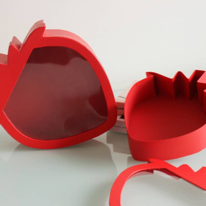 Elegant Design Supply - Wholesale Gift Box - Strawberry Shaped Gift Box24
