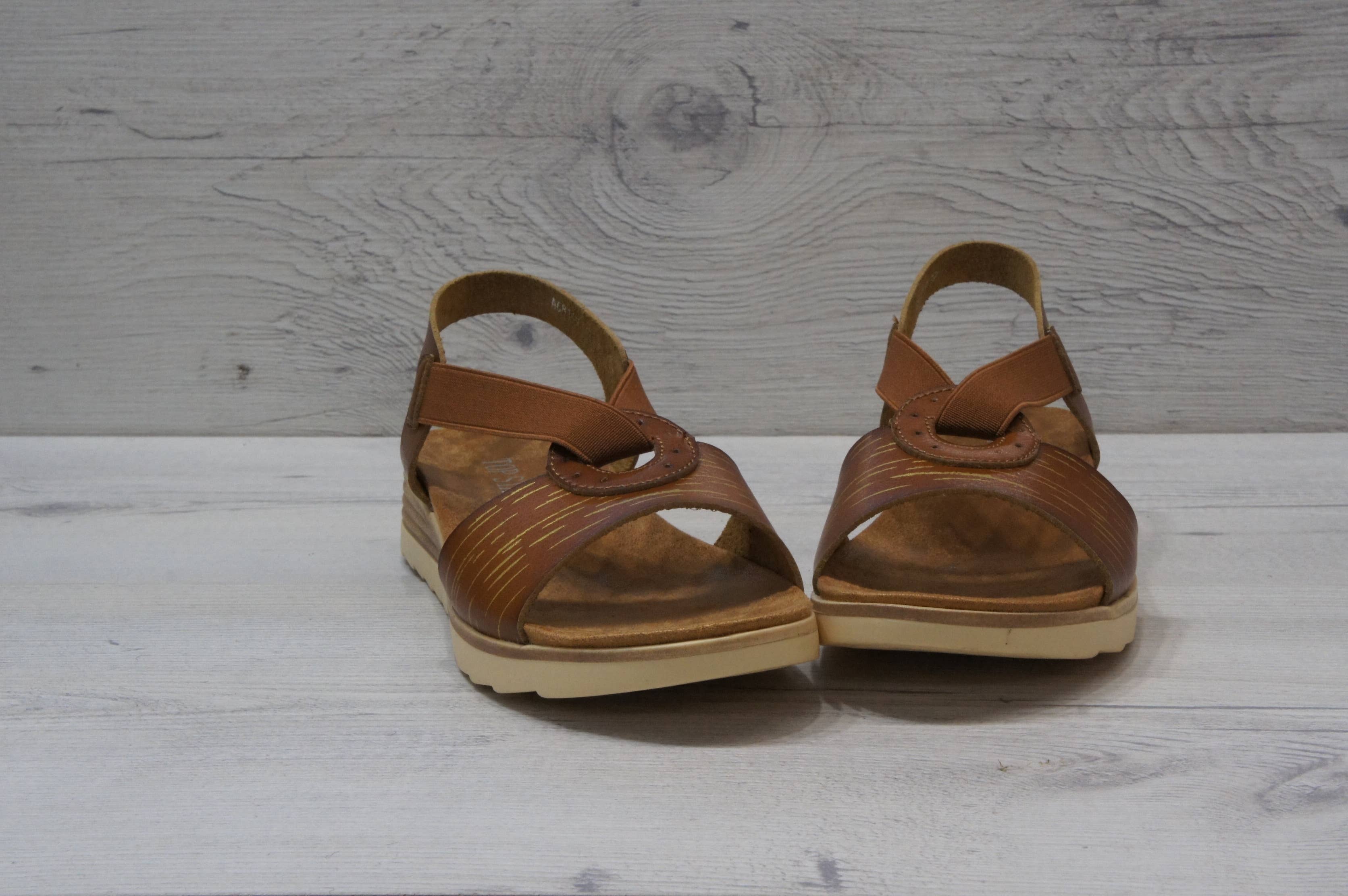 Top Staka – wholesale Sandals – Women's – A68159 Women's Plain Simple Circular Elastic Strap Sandals5