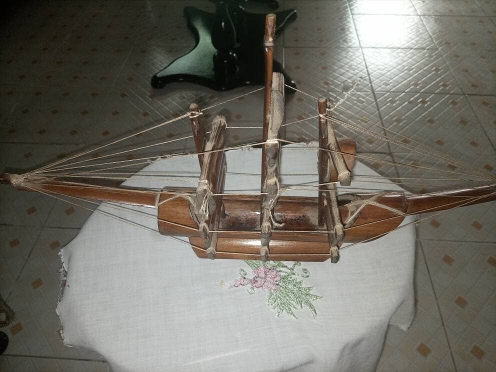 Delight merchants - Venta al por mayor Artículo decorativo de mesa - Tallado de barco en madera hecho a mano con envío gratuito a todo el mundo.1