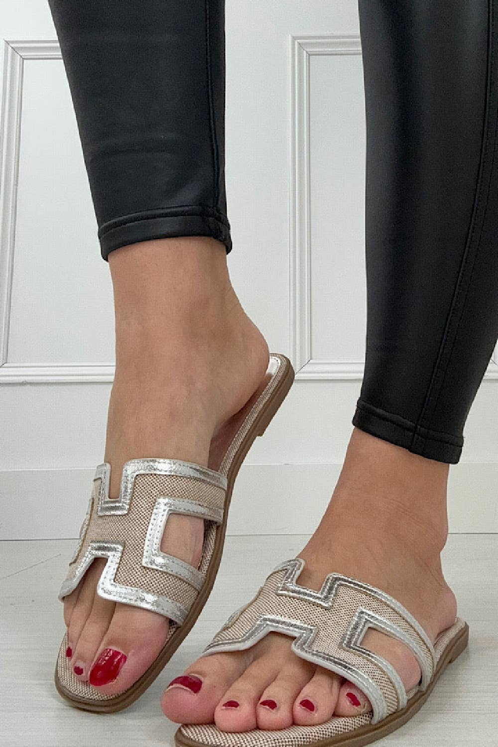 No Doubt Shoes – wholesale Sandals – Women's – FAUX LEATHER DESIGNER STRAP SANDALS6