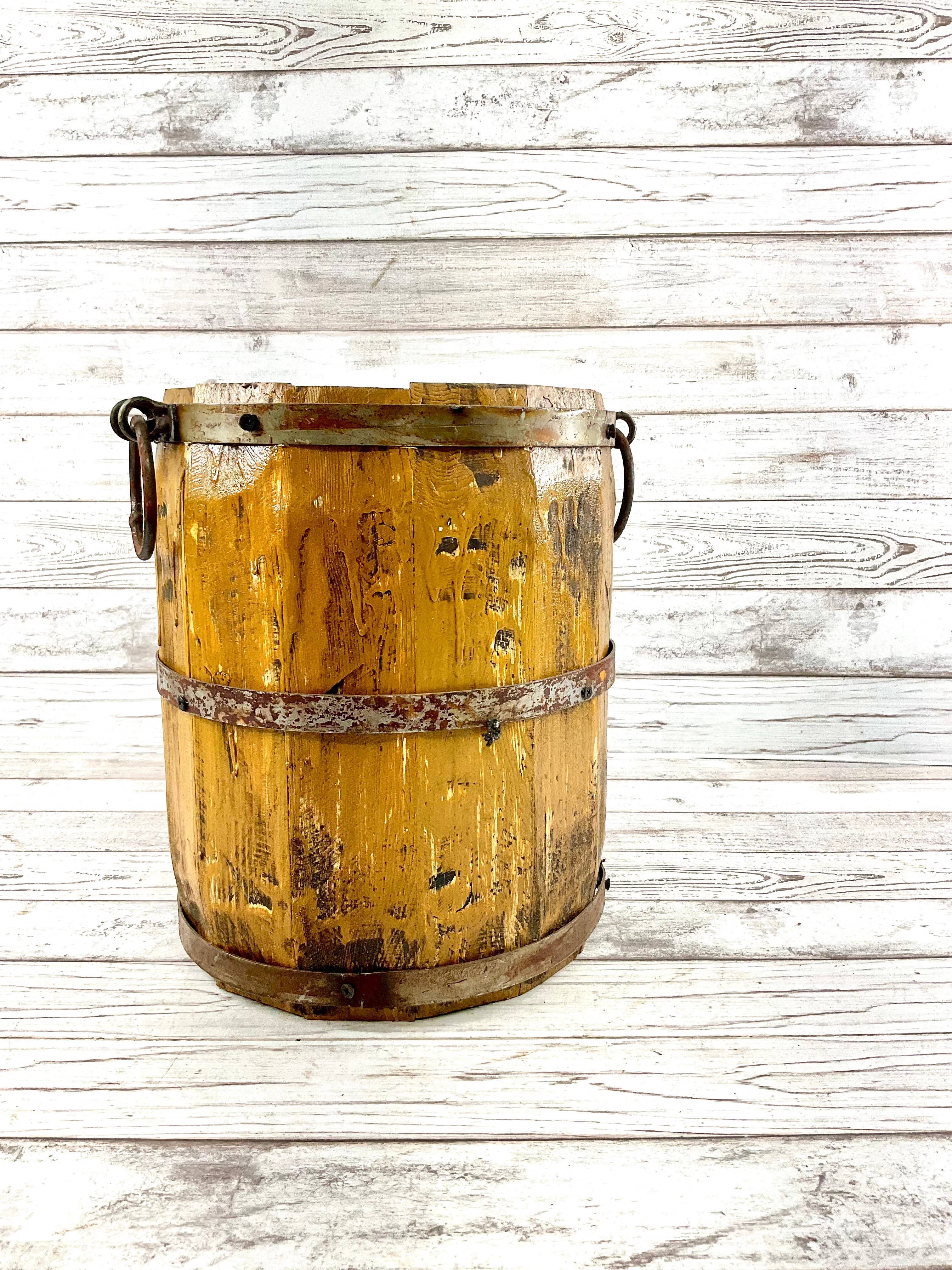 VALENTINA IMPORTS INC - Wholesale Decorative Tabletop Object - Rustic Vintage Wood & Metal Barrel * Small Edition0