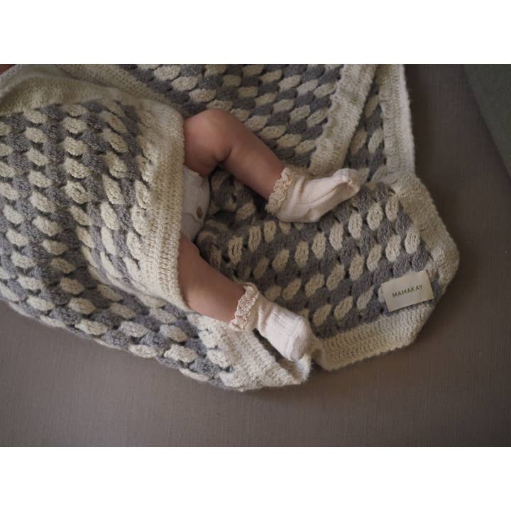 MAMAKAY – Großhandel Bettdecke – Kind & Baby – Gehäkelte Babydecke 80 x 70 cm aus 100 % natürlicher Baby-Alpaka-Wolle2