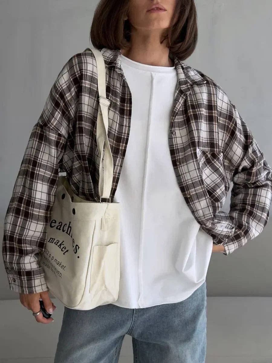 Suhkasana – wholesale T-shirt (utan tryck) – Dam – Avslappnad löst sittande bomullströja med långa ärmar och slitna detaljer.7