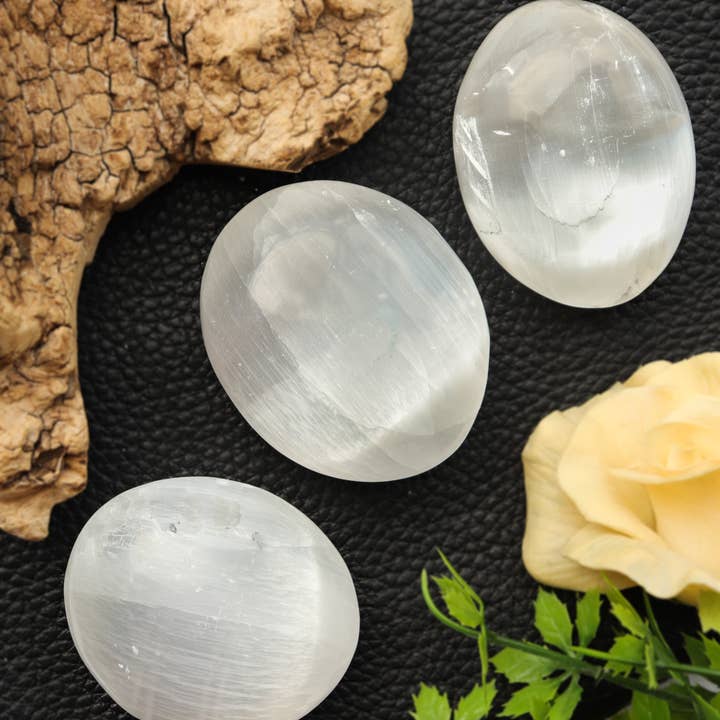 Natures Artifacts Inc – wholesale Spiritual stone/crystal – Selenite Engraved Palm Stone with Flower of Life3