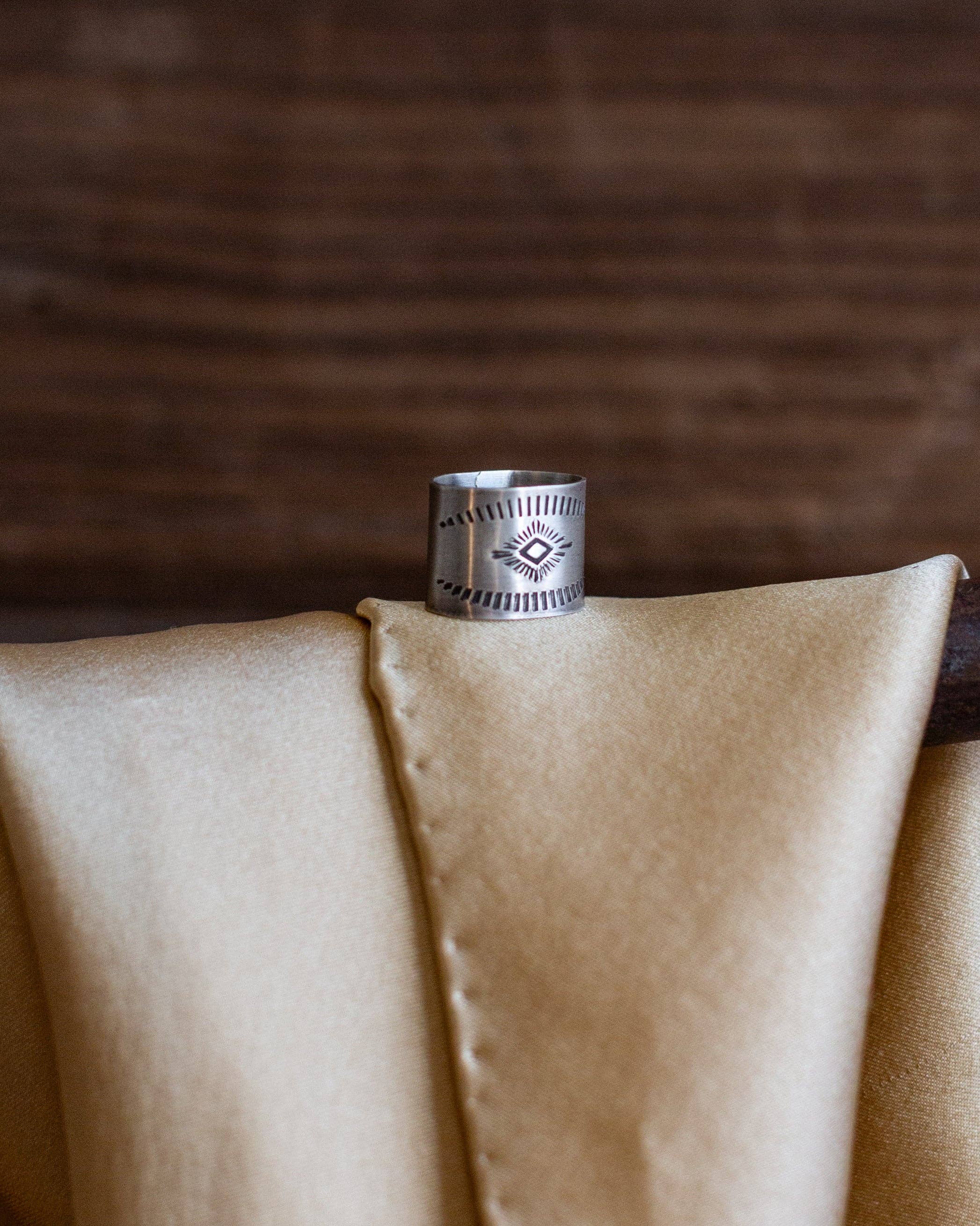 Crossbow Leather - Wholesale Scarf Clip - Women's - SILVER SCARF SLIDE0