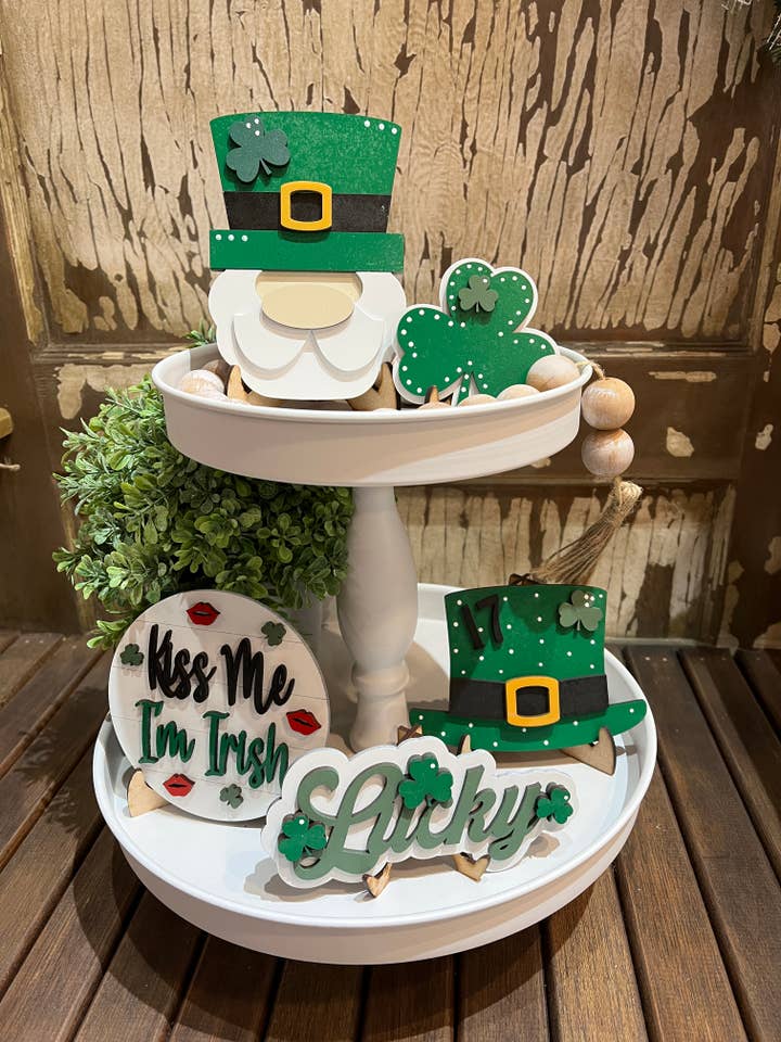 St. Patrick's Day Kus Me Ik ben Iers tier dienblad doe-het-zelf kit voor wholesale door Rustic Home Co LLC
