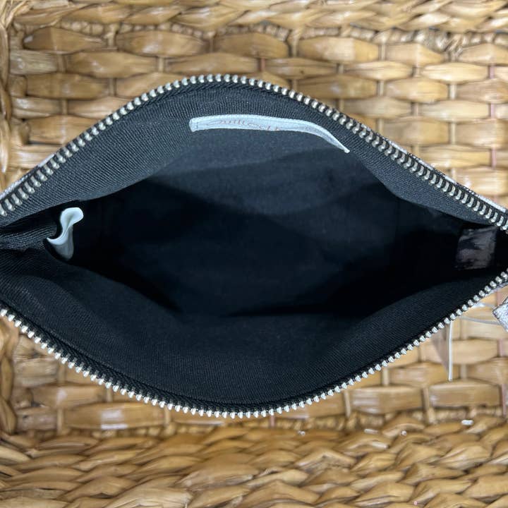 Quilted Koala – wholesale Make-up/cosmetic bag – Leopard Makeup - Gold Foil Heart2