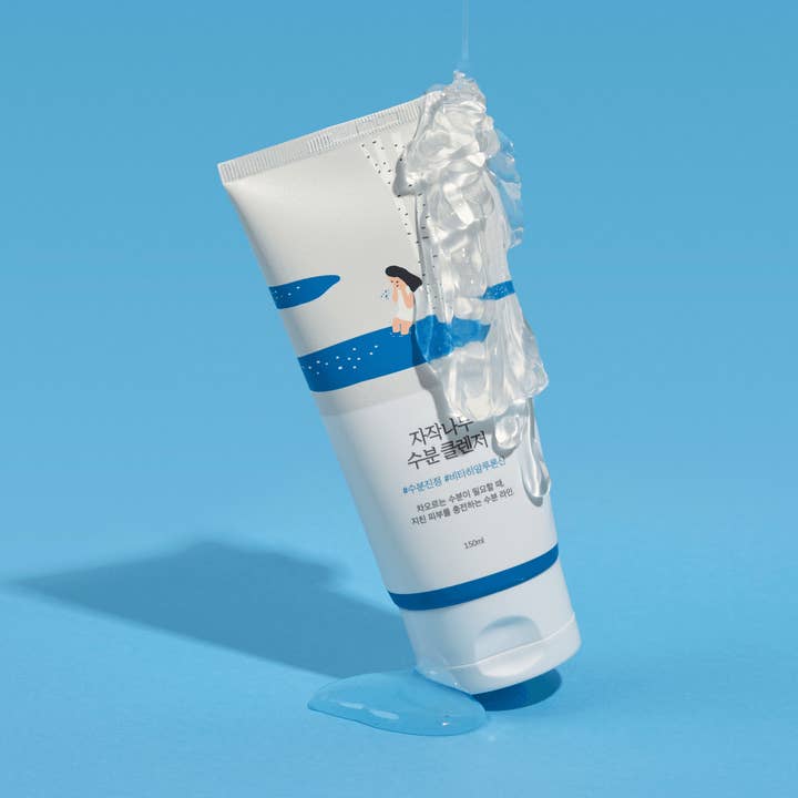 Birch Moisturizing Cleanser for wholesale by Round Lab