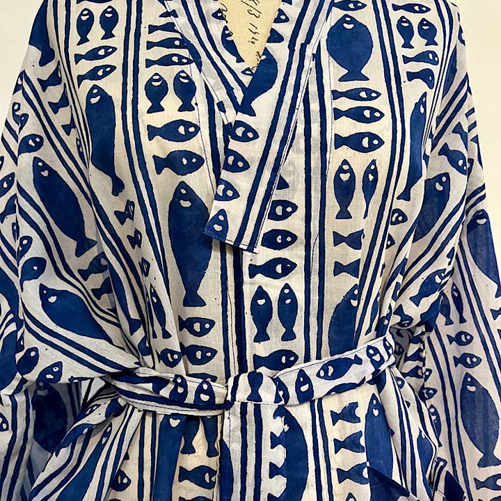 Bata corta a rayas con forma de pez, color blanco para venta al por mayor de natural habitat