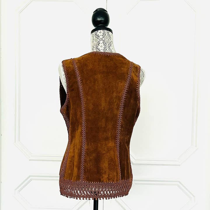 Gilet en daim andin pour la vente par Liliana Pardo Atelier