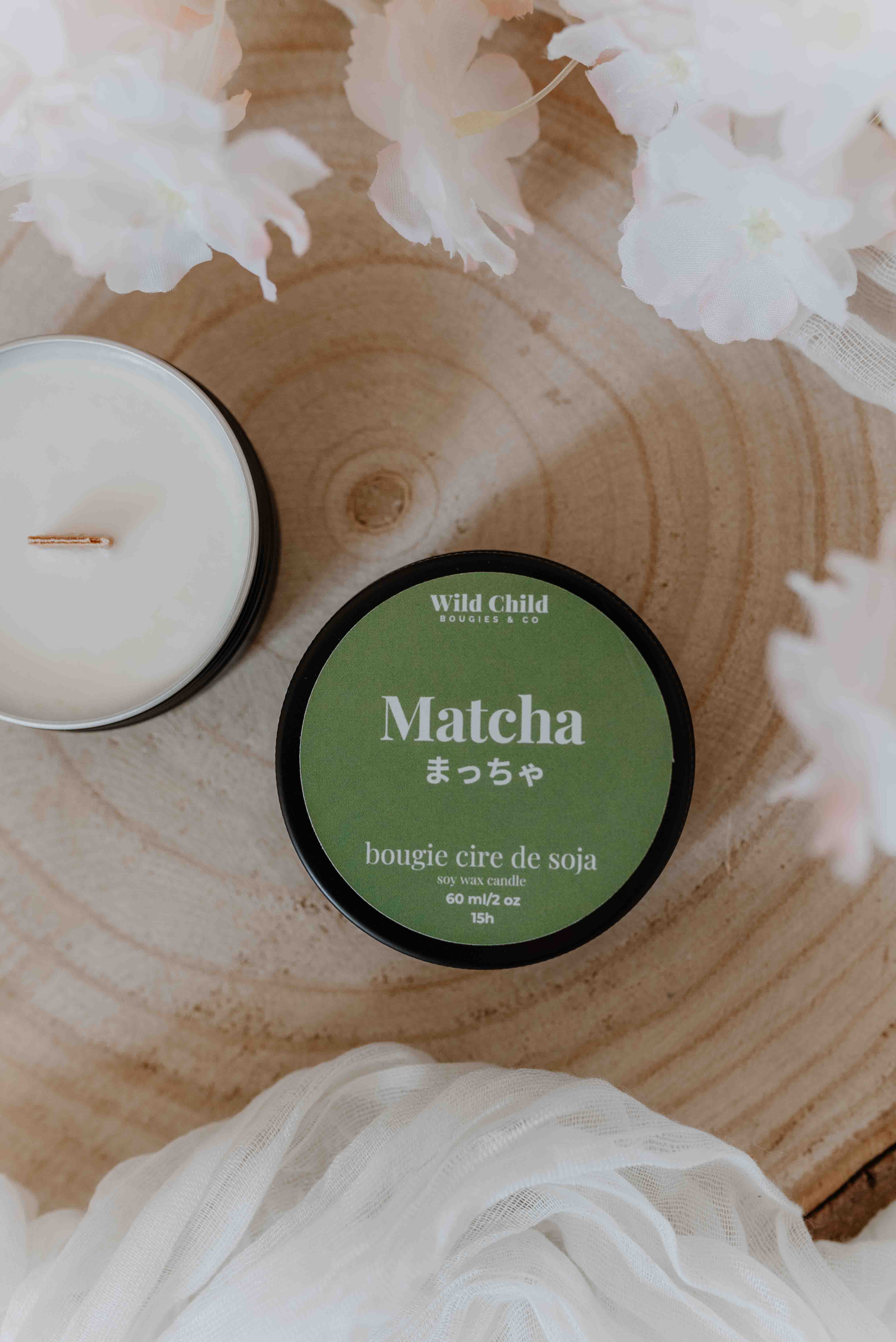 WILD CHILD Bougies & Co – Großhandel Kerze im Glas / gefüllte Kerze – „Matcha“ - Natürliche Duftkerze - 12 Stunden2