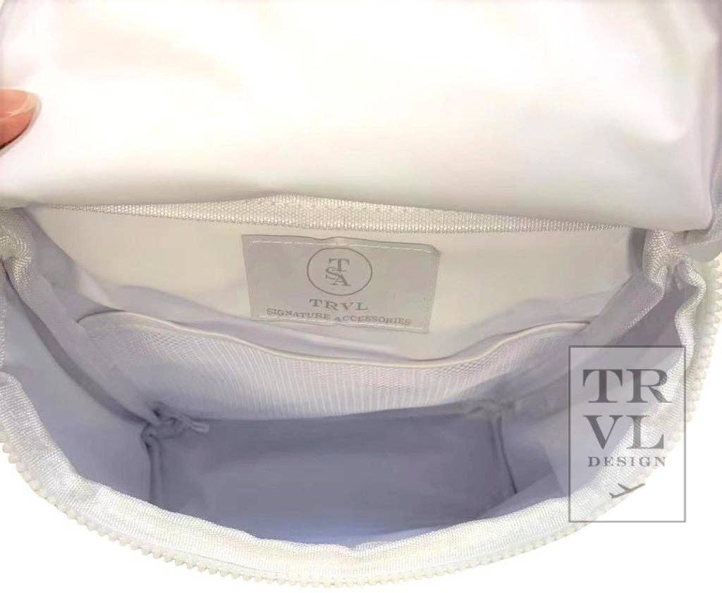 Take Away Lunch Bag - Insulated Gingham Mist for wholesale on Faire2