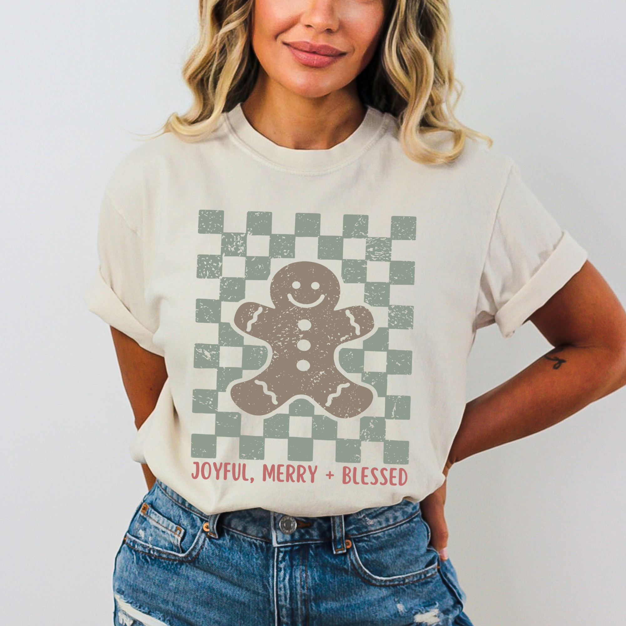 Scripted Pearl - Wholesale Screen Printed T-Shirt - Women's - Joyful Merry Blessed Gingerbread Man Retro Christmas Tshirt 8