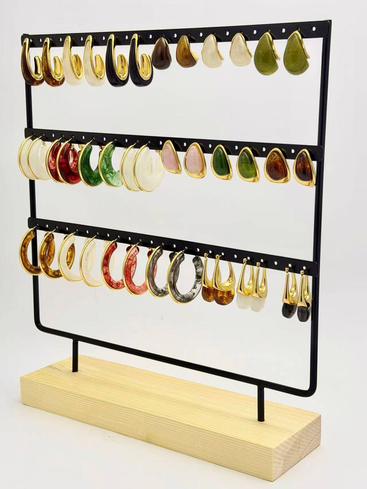 COSMOS - Venta al por mayor Juegos de joyas - Lote de 20 pares de pendientes de resina y acero de moda chic2