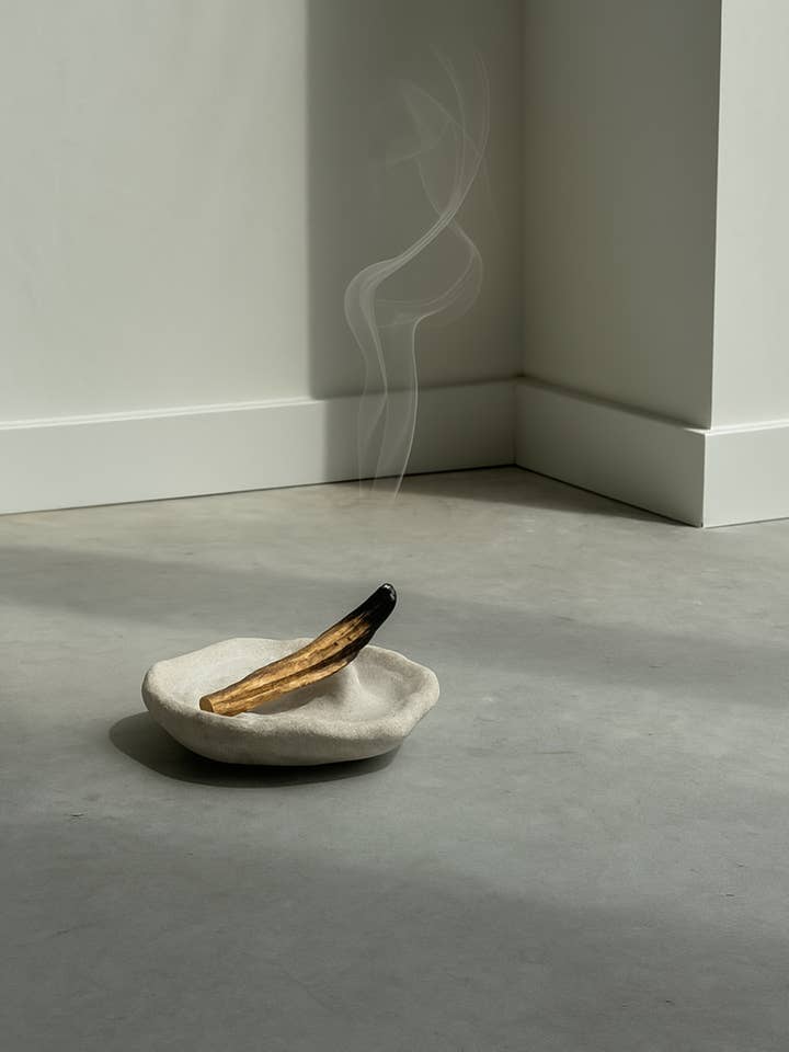 The Palo Santo Dish | Almond for wholesale by GINALADÉCO