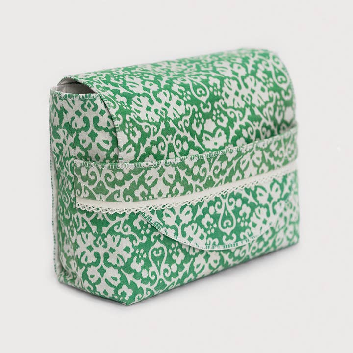 Pochette verte and other Purchase Wholesale pochette juta. Free Returns & Net 60 Terms on Faire trending on Faire.