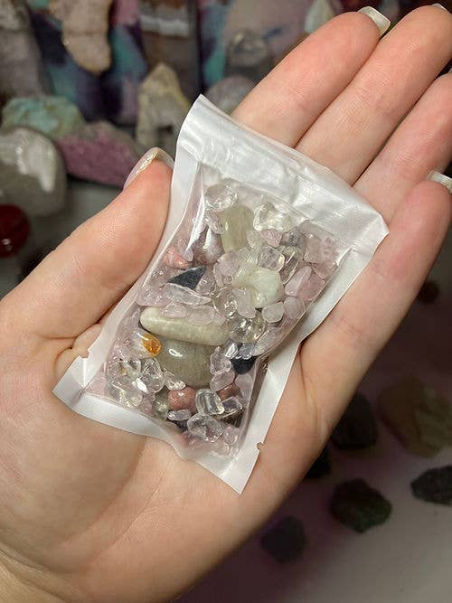 Crystal Confetti - "Love" for wholesale by Prettygoods