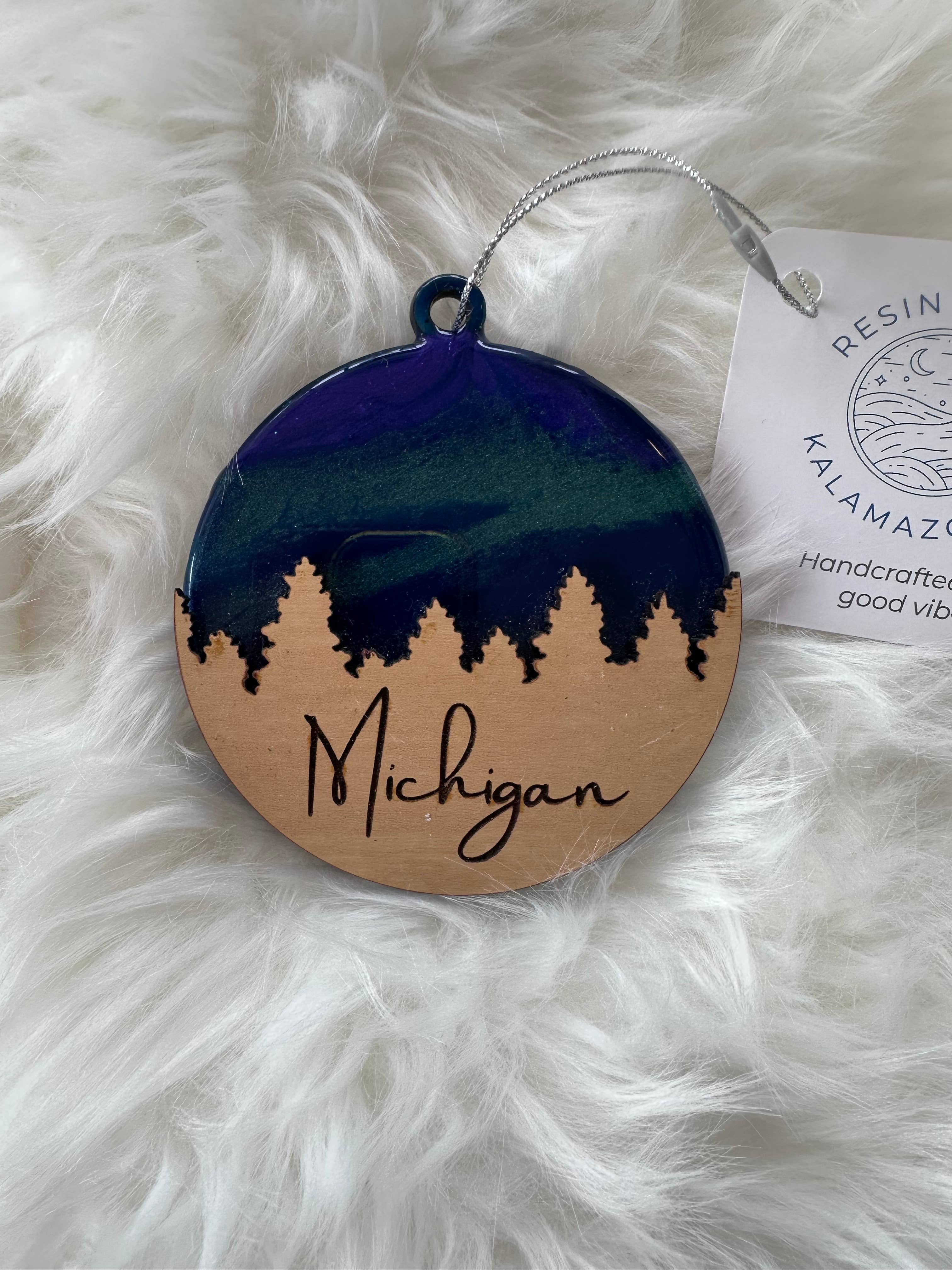 Resin Vibes by MB - Wholesale Ornament - Northern Lights Michigan Ornament 2