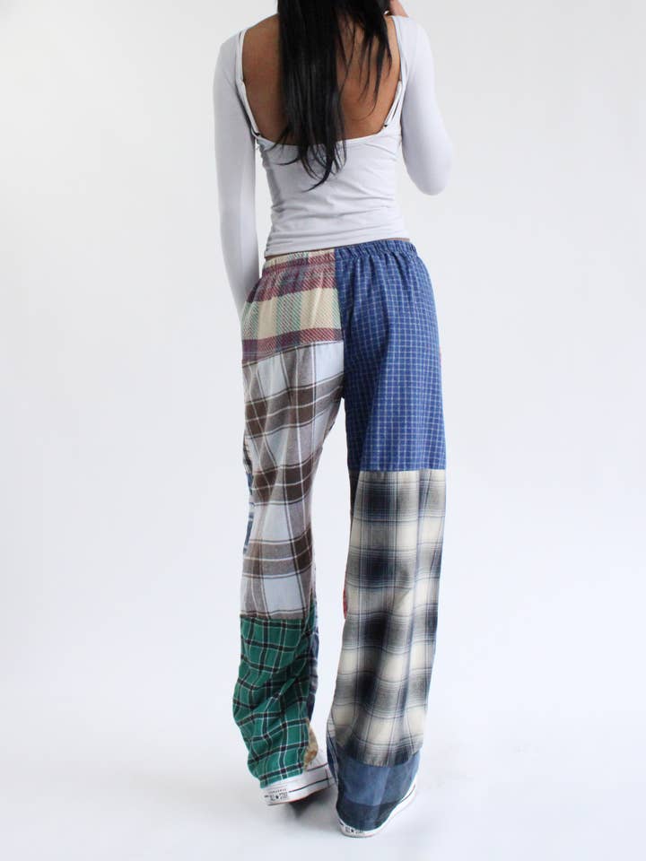 American Recycled Clothing - Wholesale Pants – Women's - Flannel Pants Bundle7