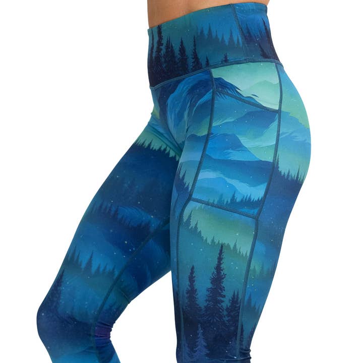 Legging Aurora Borealis pour la vente par Constantly Varied Gear