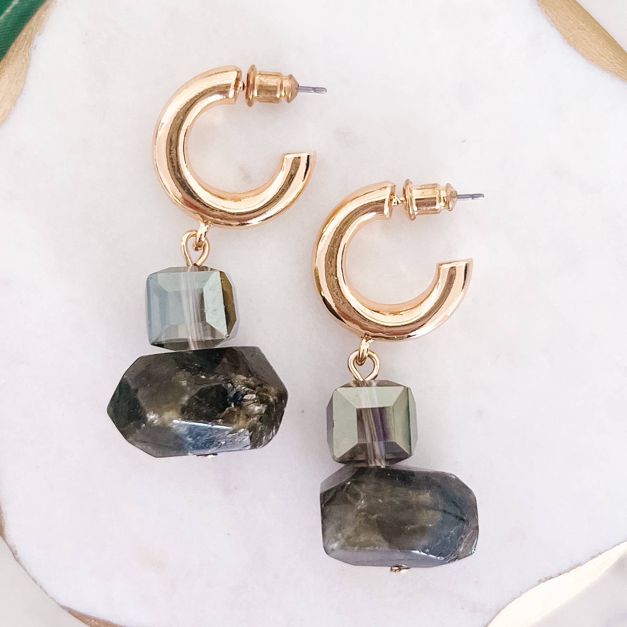 Lou & Co - Wholesale Dangle Earrings - E-1347-Grey0