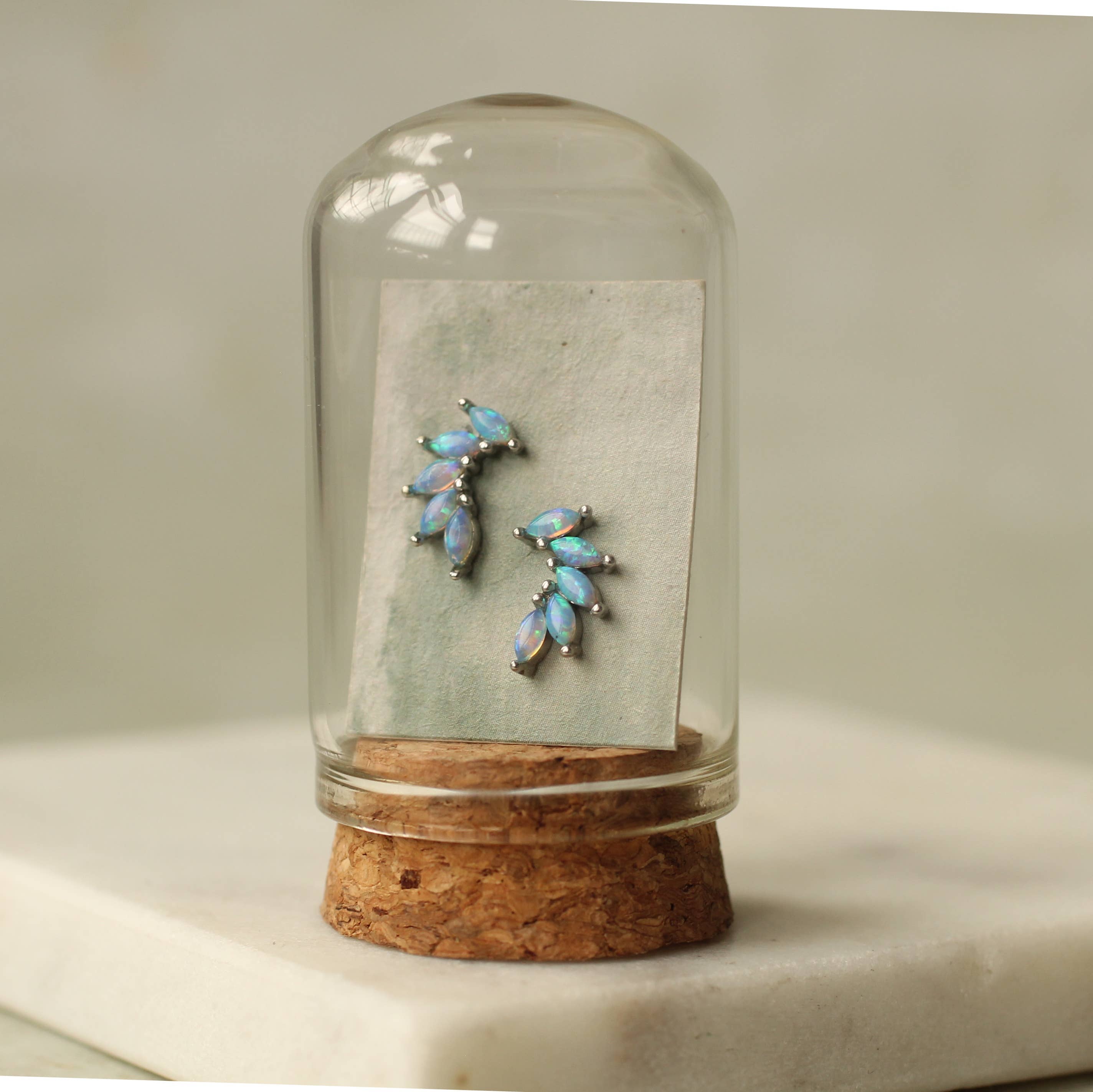 Silk Purse, Sow's Ear – Engroshandel Ørestikkere – Guld Vermeil Opal Wing Stud øreringe1