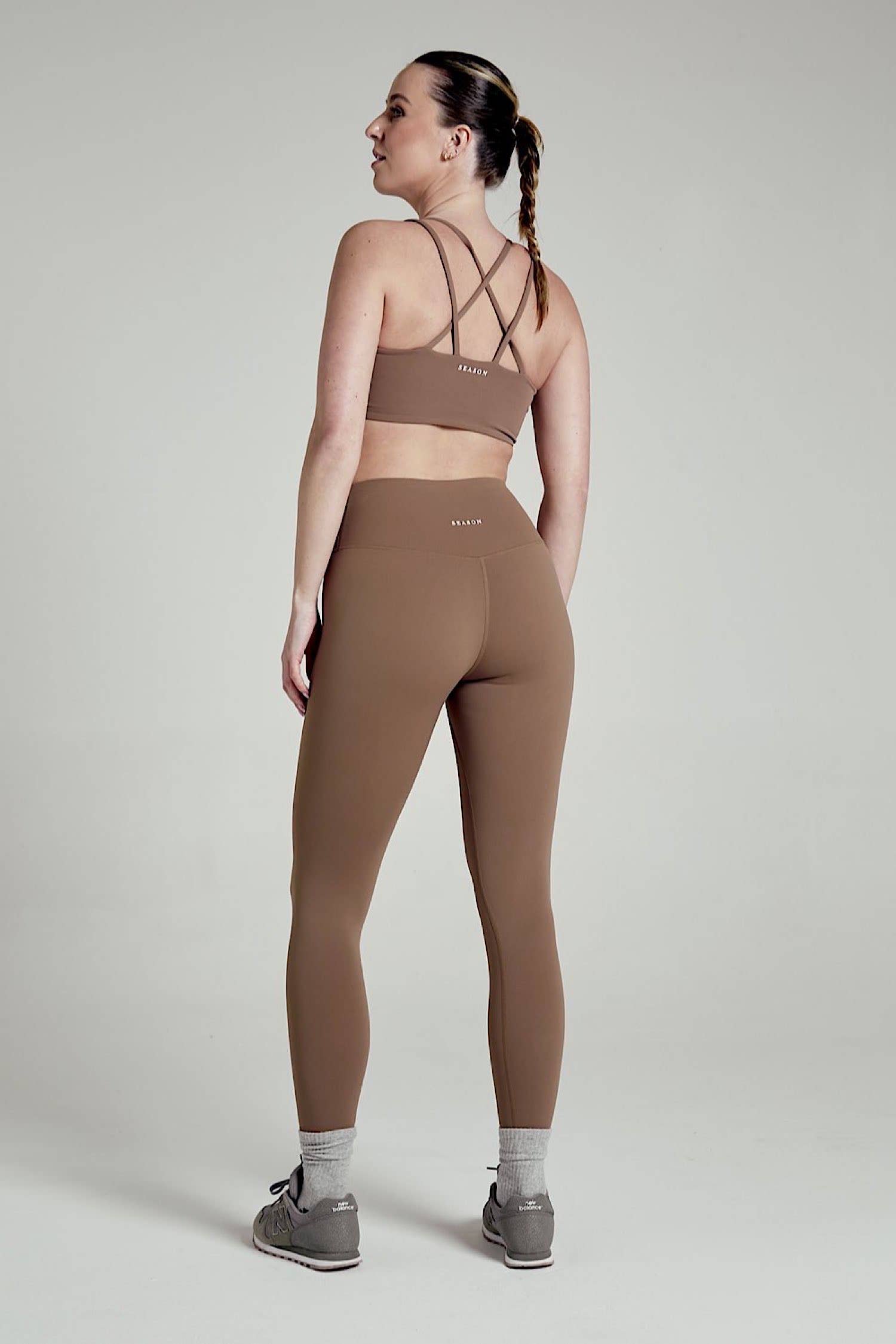 Season Lifestyle – wholesale Sports bra – Women's – Move Bra- Chocolate5