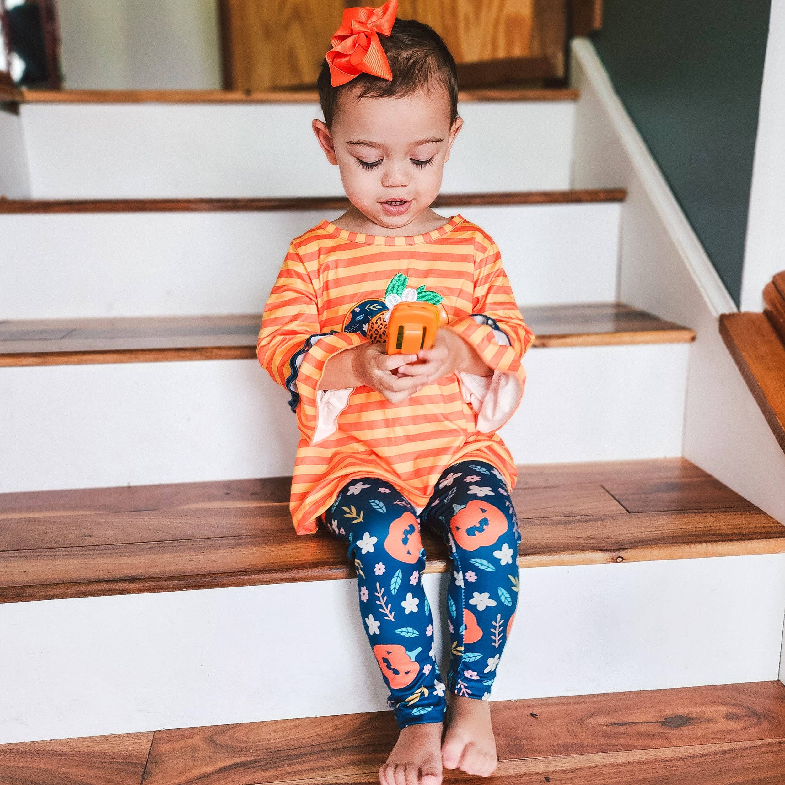 AnnLoren - Wholesale Top & Leggings Set - Kids - Girls Orange Fall Pumpkin 2pc Outfit Thanksgiving Clothes3