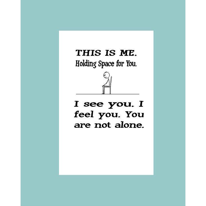 Speicherkarte in der Hand für den Großhandel von What She Said Creatives